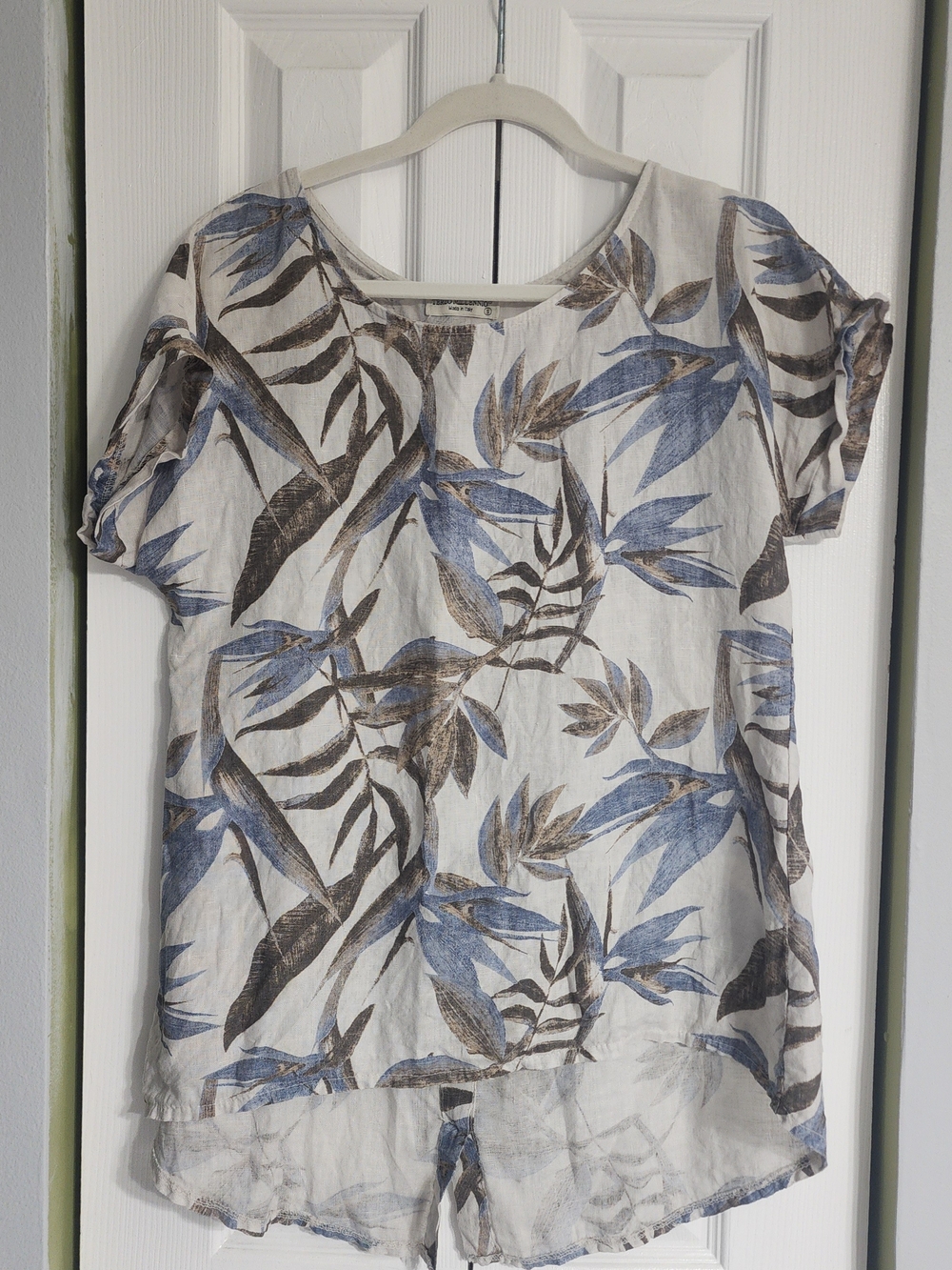 White LinenTunic with Blue and Brown Leaf Print Made In Italy
